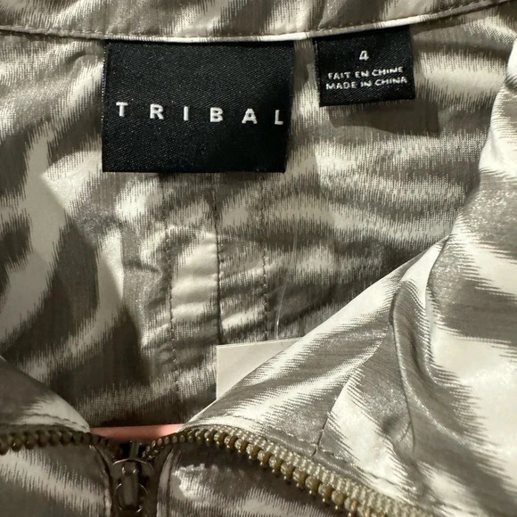 🍀 TRIBAL NWT ANIMAL PRINT 3/4 SLEEVE WINDBREAKER IN SAND - Picture 7 of 8